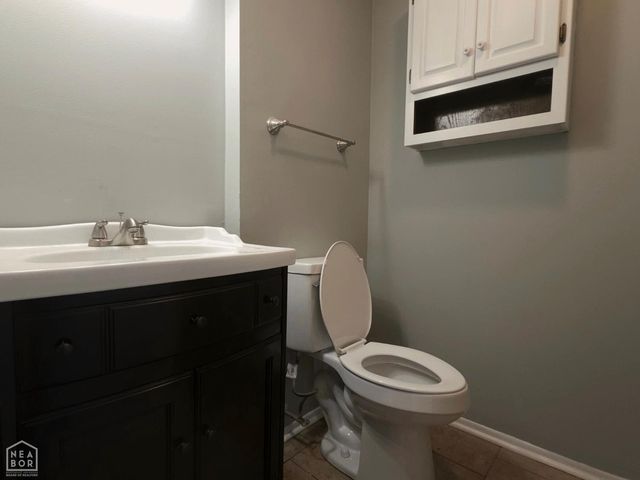 2010 Emerald CV, Jonesboro, AR 72401