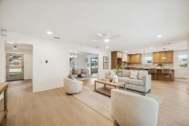 11515 Endicott Lane, Houston, TX 77035