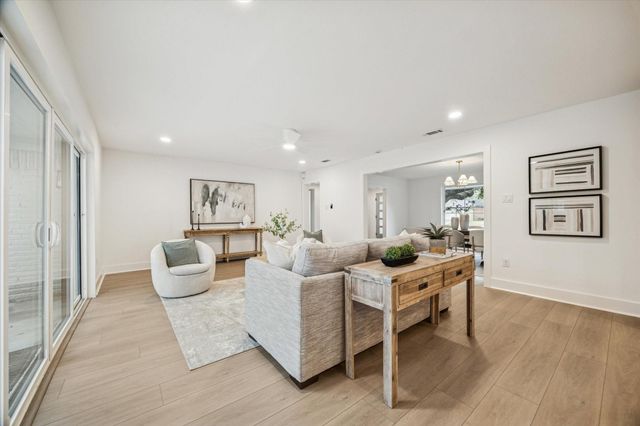 11515 Endicott Lane, Houston, TX 77035