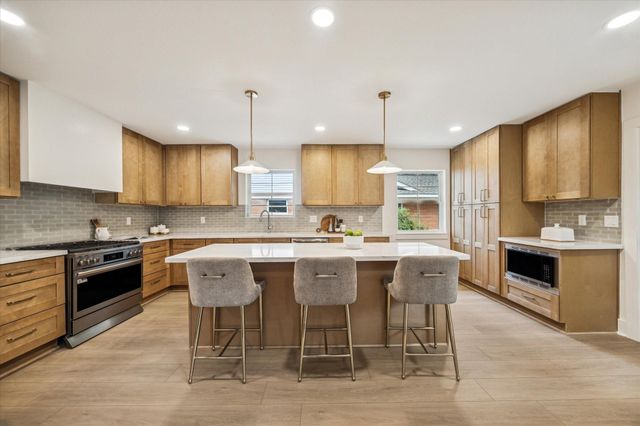 11515 Endicott Lane, Houston, TX 77035