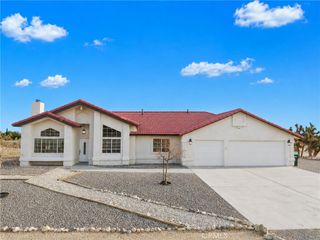 776 Del Rosa, Pinon Hills, CA 92372