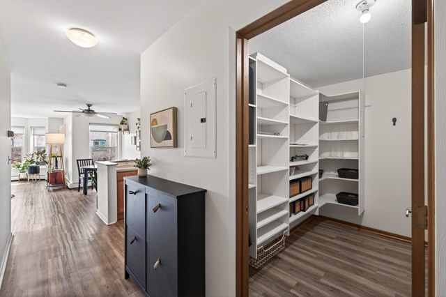 720 3rd Avenue NE 312, Minneapolis, MN 55413