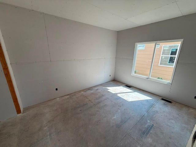 8973 E Joshua St, Bel Aire, KS 67226