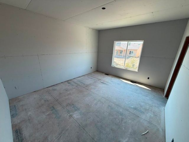 8973 E Joshua St, Bel Aire, KS 67226