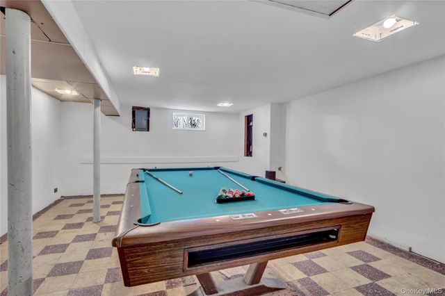 421 Grand Boulevard, Massapequa Park, NY 11762