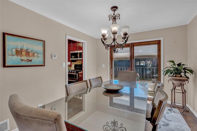 421 Grand Boulevard, Massapequa Park, NY 11762