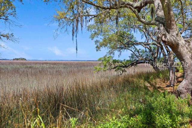 31 Sterling Pointe Drive, Hilton Head Island, SC 29926