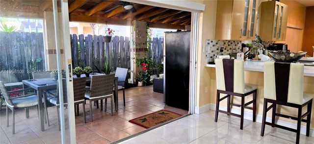 5769 NW 99th Ave, Doral, FL 33178