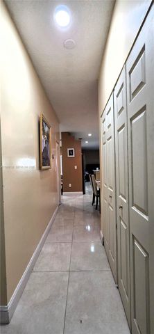 5769 NW 99th Ave, Doral, FL 33178