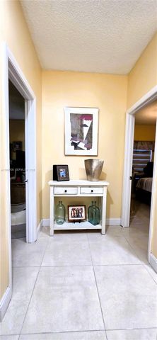 5769 NW 99th Ave, Doral, FL 33178