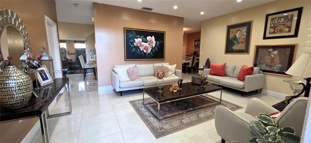 5769 NW 99th Ave, Doral, FL 33178