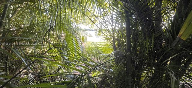 5769 NW 99th Ave, Doral, FL 33178