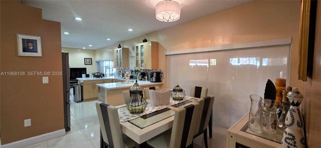 5769 NW 99th Ave, Doral, FL 33178