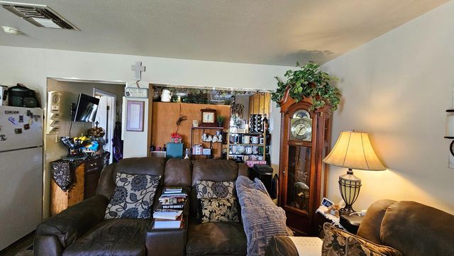 807 O Street, Firebaugh, CA 93622