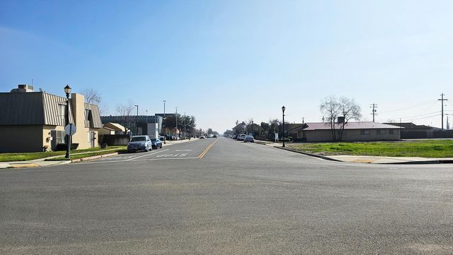 807 O Street, Firebaugh, CA 93622