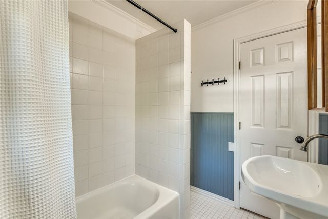 508 Hambrick Road, Dallas, TX 75218