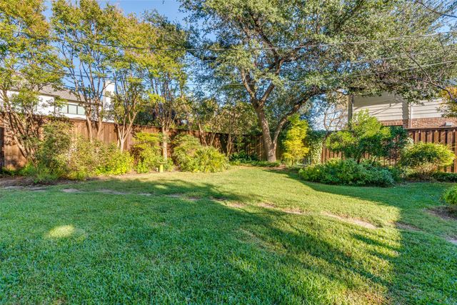 508 Hambrick Road, Dallas, TX 75218