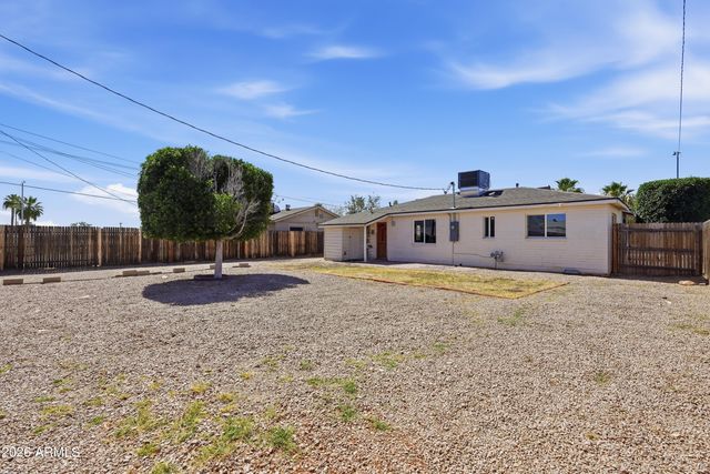 11108 W MISSOURI Avenue, Youngtown, AZ 85363