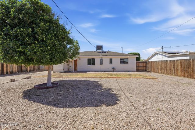 11108 W MISSOURI Avenue, Youngtown, AZ 85363