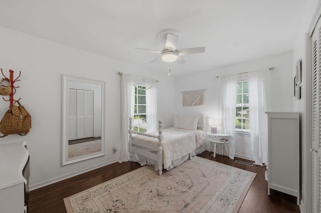 717 Harpeth Bend Dr, Nashville, TN 37221