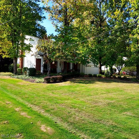 6958 Chapel Hill Drive, Brecksville, OH 44141