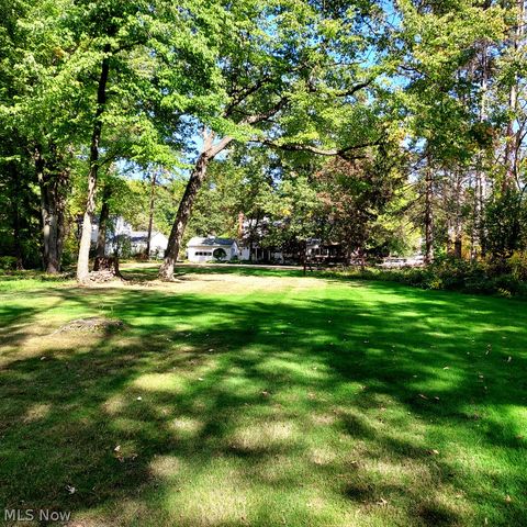 6958 Chapel Hill Drive, Brecksville, OH 44141