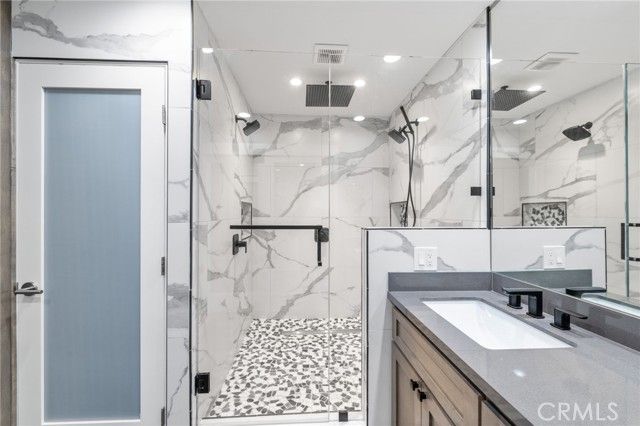 6 Kingston Court, Coronado, CA 92118