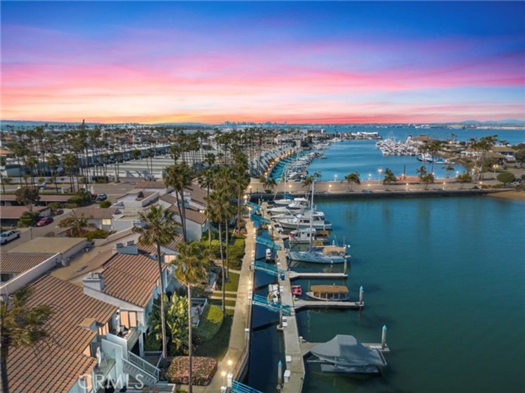 6 Kingston Court, Coronado, CA 92118