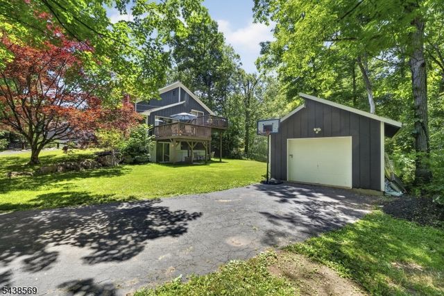 7 Trout Brook Rd, Byram Twp., NJ 07874