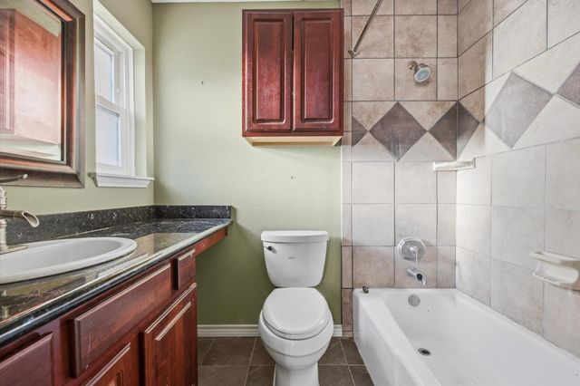 622 Seminole Drive, Kemah, TX 77565