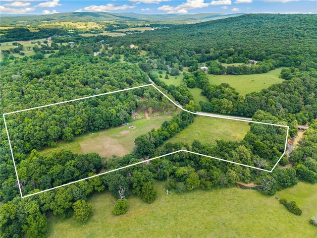 14881 Malico Mountain Road, West Fork, AR 72774
