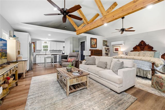 14881 Malico Mountain Road, West Fork, AR 72774