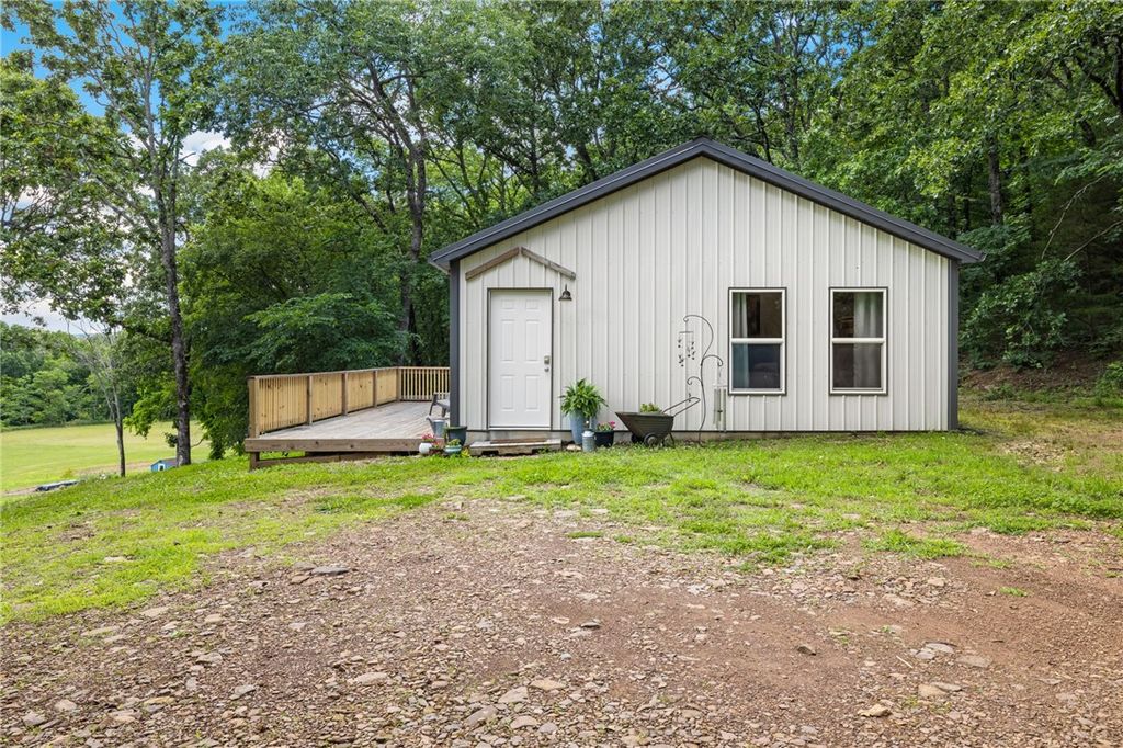 14881 Malico Mountain Road, West Fork, AR 72774