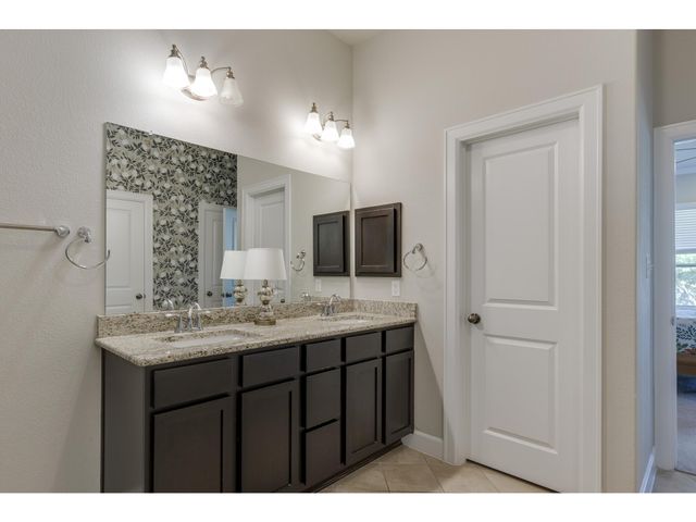 529 Chitalpa ST, Leander, TX 78641