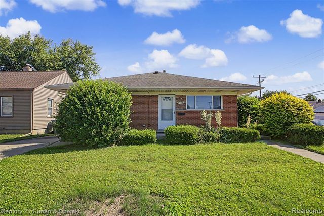1504 Mclain Avenue, Lincoln Park, MI 48146