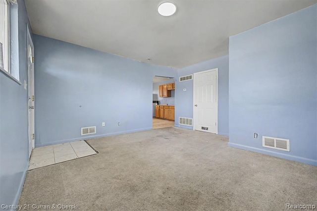 1504 Mclain Avenue, Lincoln Park, MI 48146