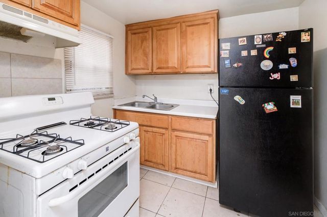 2925 Franklin Ave, San Diego, CA 92113