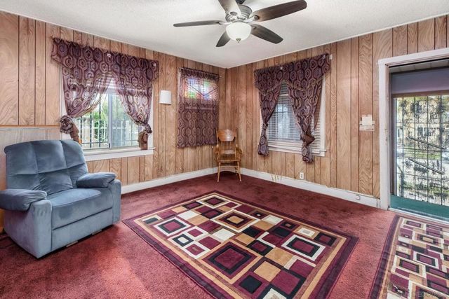 2925 Franklin Ave, San Diego, CA 92113