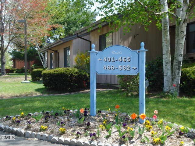 460 Asbury Ridge 460, Shelton, CT 06484