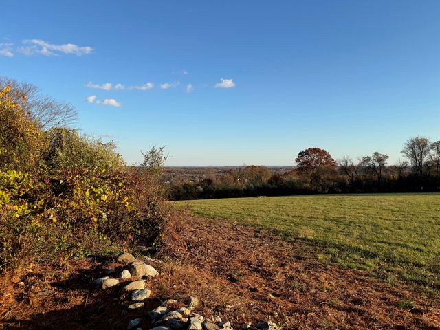 460 Asbury Ridge 460, Shelton, CT 06484