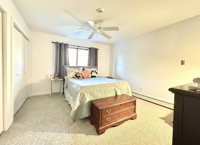 460 Asbury Ridge 460, Shelton, CT 06484
