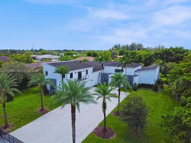 11350 NW 8th St, Plantation, FL 33325