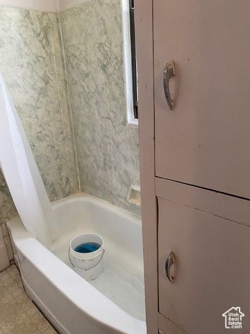 328 S CARBON AVE, Price, UT 84501