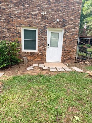 1398 Branchwood Drive, Snellville, GA 30078