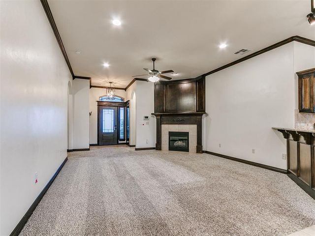 2200 Timber Ridge, Yukon, OK 73099