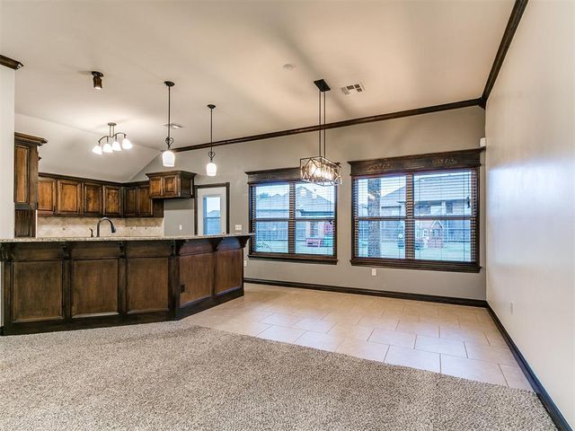 2200 Timber Ridge, Yukon, OK 73099