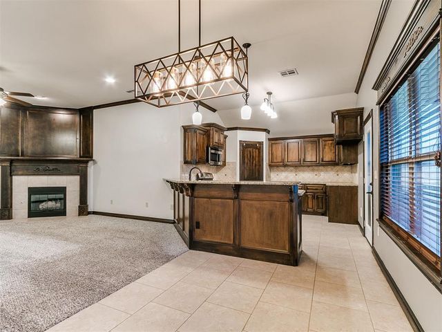 2200 Timber Ridge, Yukon, OK 73099