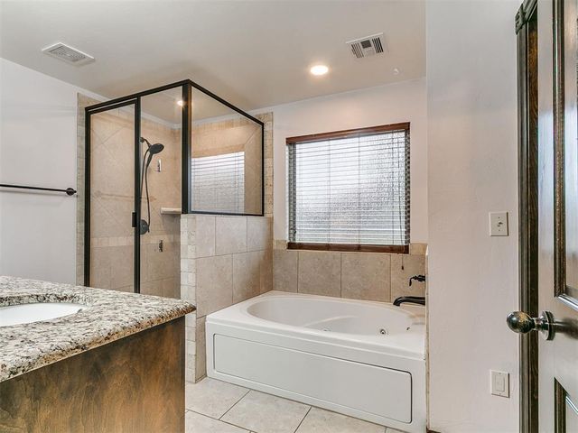 2200 Timber Ridge, Yukon, OK 73099