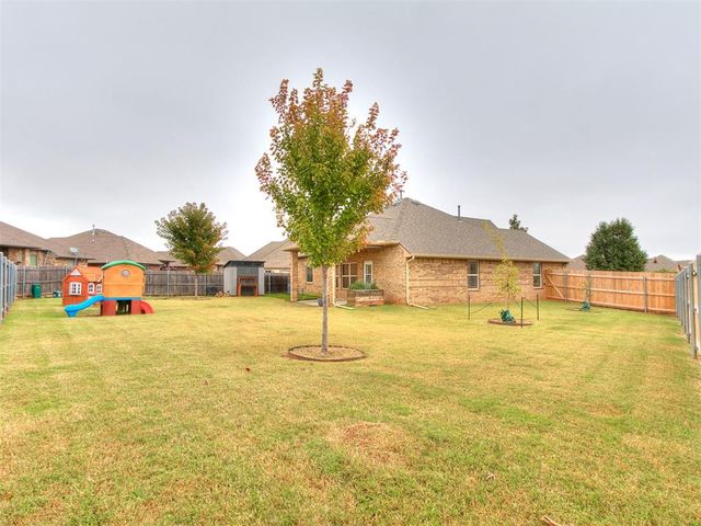 2200 Timber Ridge, Yukon, OK 73099