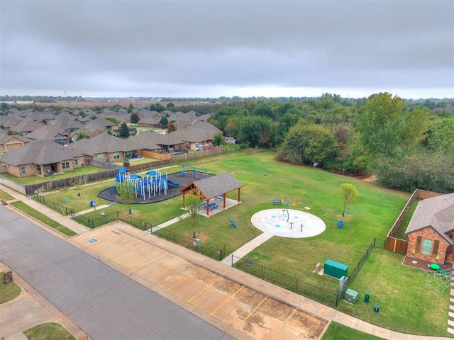 2200 Timber Ridge, Yukon, OK 73099